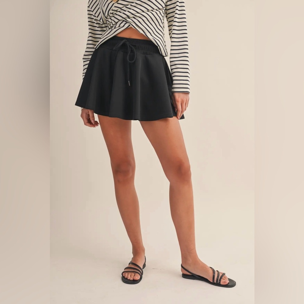 KLESIS | Skort withe drawstring - Picture 2 of 7